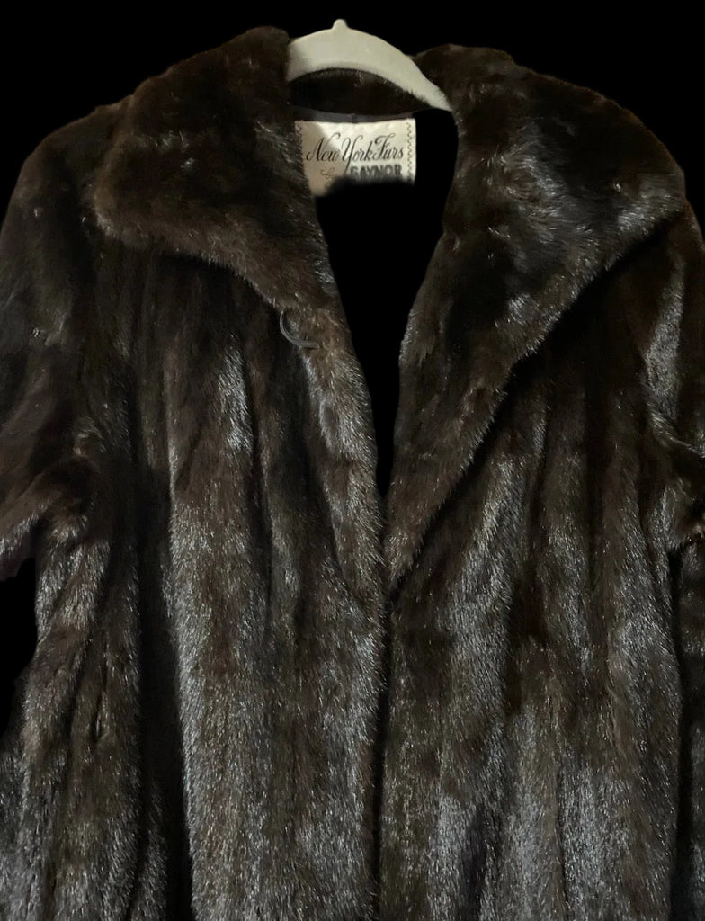 Black Mink Coat Female Pelts Vintage S/M