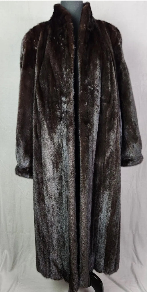 Maxi Female Black Mink Coat M Maxi Female Black Mink Coat M