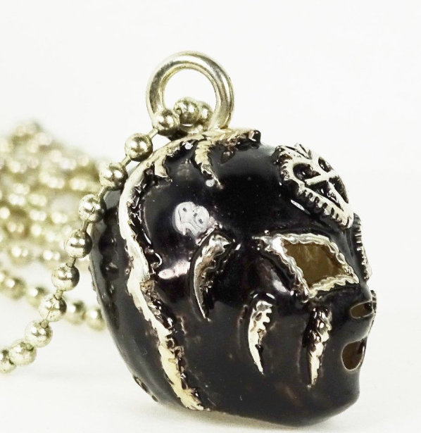 Tres Luchas Mask Necklace