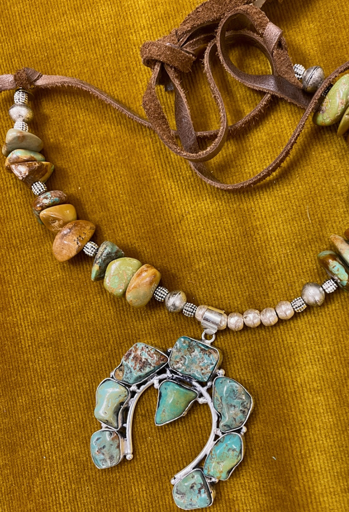 Turquoise Horse Shoe Necklace