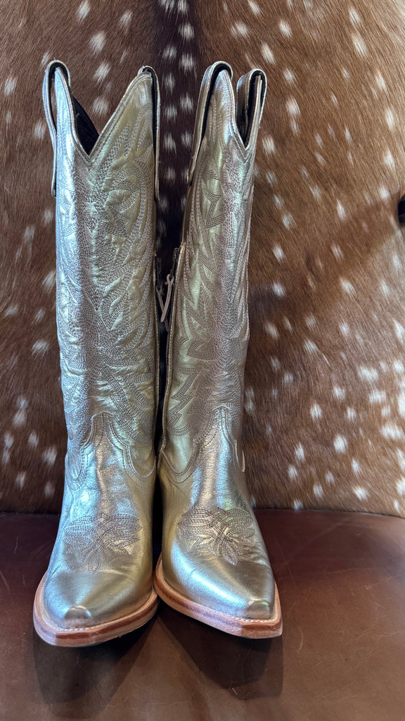 New Smokeshow Silver Trail Boots 7.5