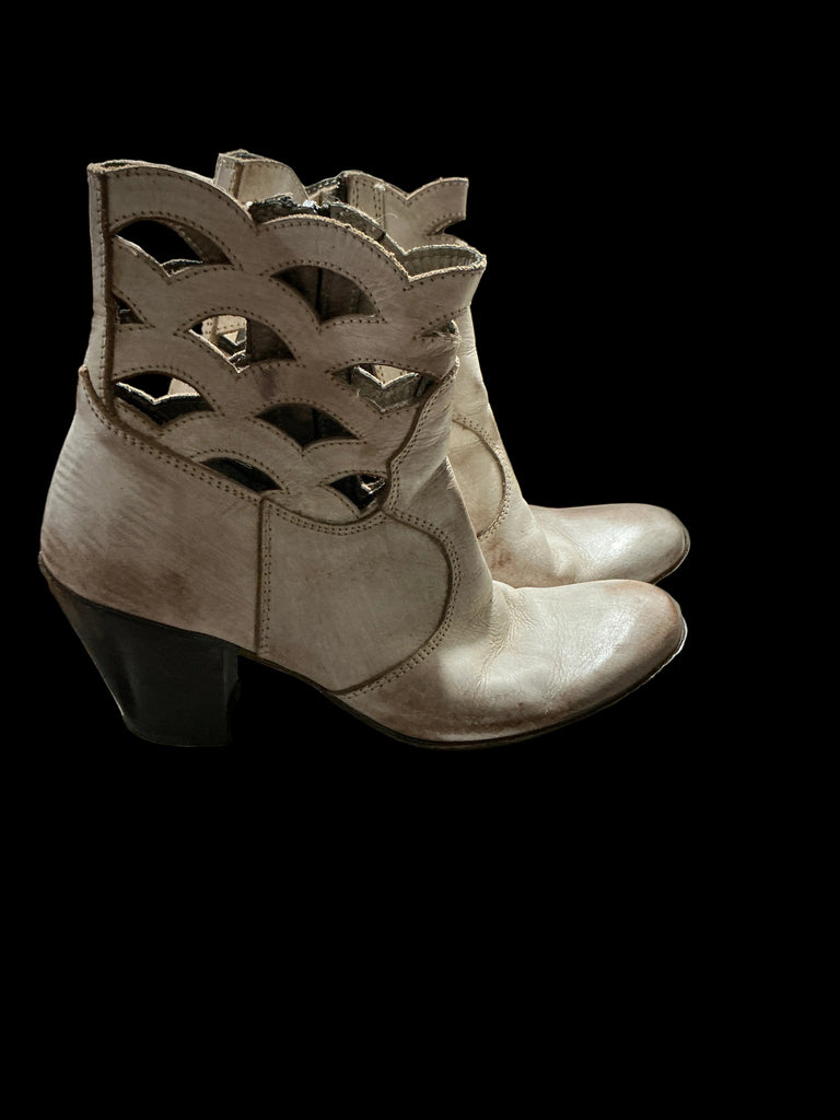 Cut Out Ivory Ankle Distressed Boots 6