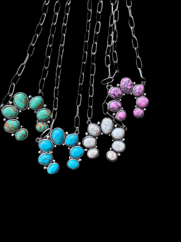 Horseshoe Turq Necklace