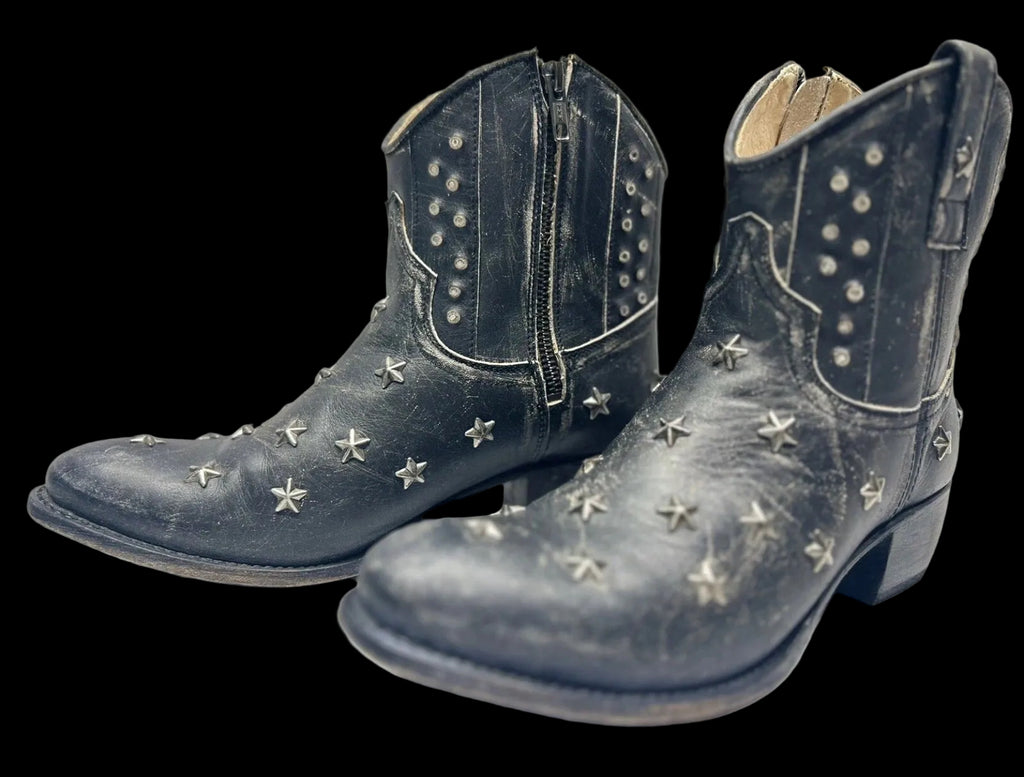 Star Studded Leather Ankle Boots Zippers 8.5B