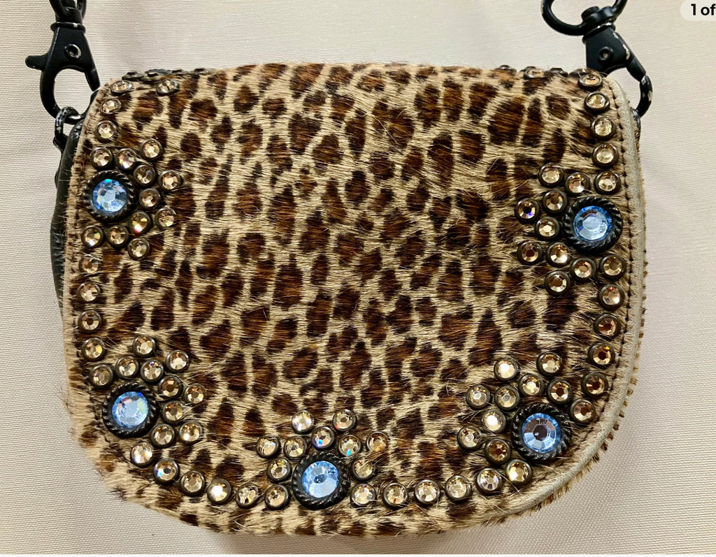 New Vintage Kippys Leather Crystal Purse