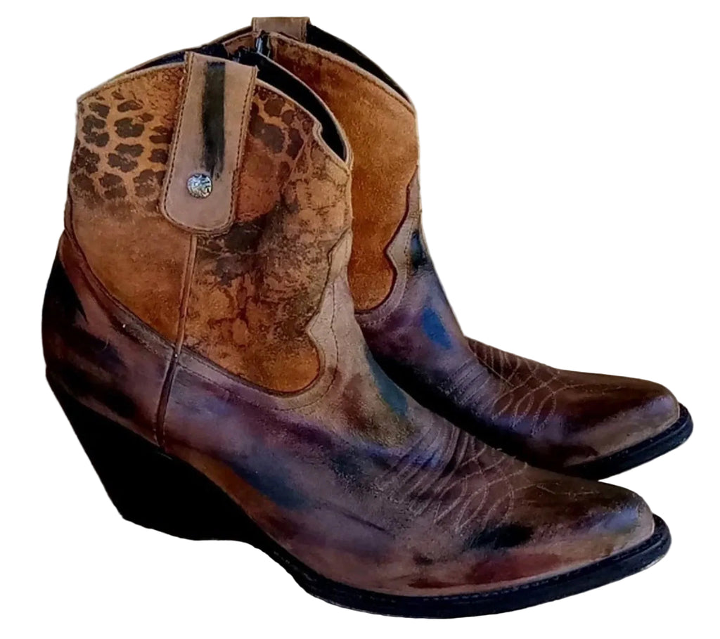 Old Gringo YYK Ankle Boots Once Worn 8.5B