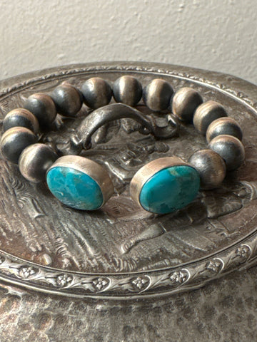 NAVAJO PEARL KINGMAN S/S TURQUOISE CUFF
