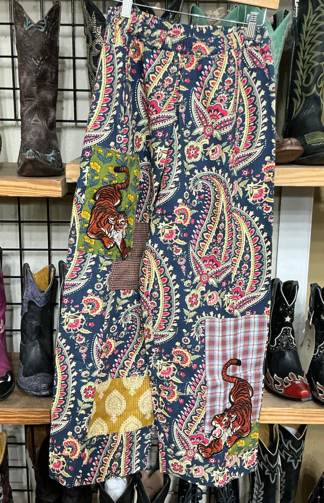 TIGER PATCH
BARREL PANT