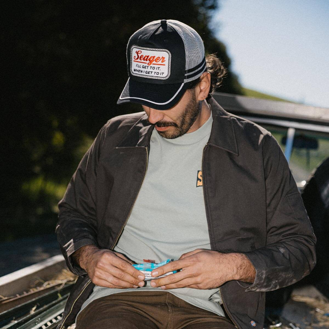 HIGH NOON TRUCKER SNAPBACK BLK/CR CAP