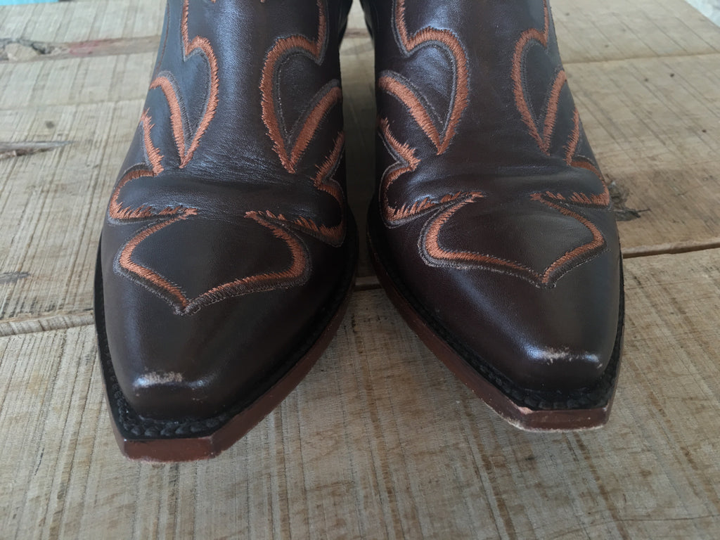 Manuel 3/100 Brown Embroidered Boots 7