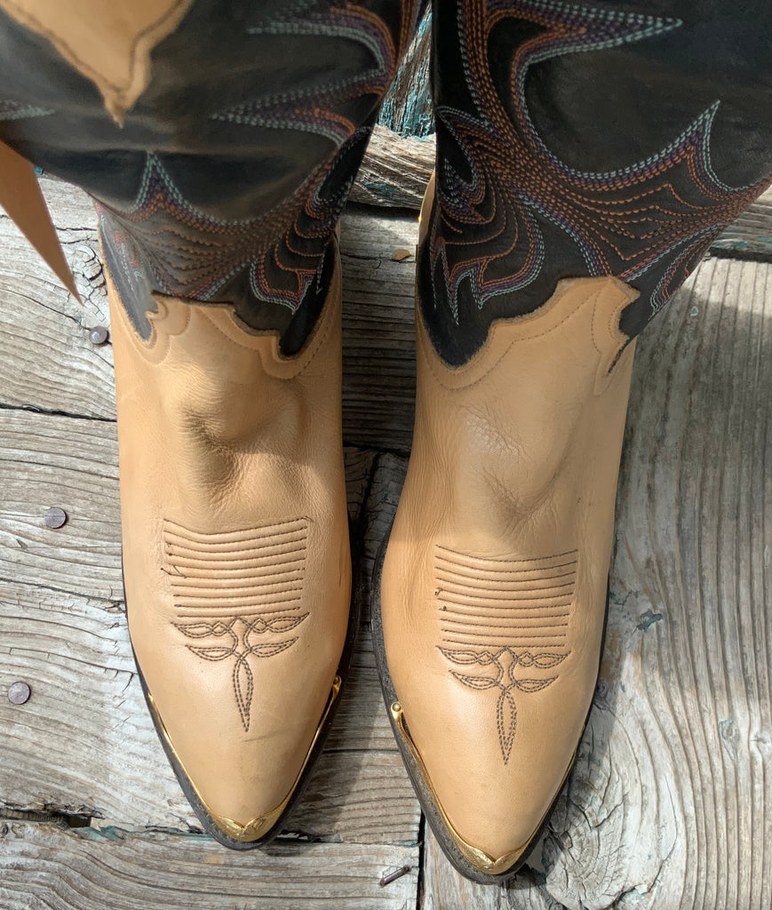 Vintage Mahan 2 Tone Boots with Stars 6.5M