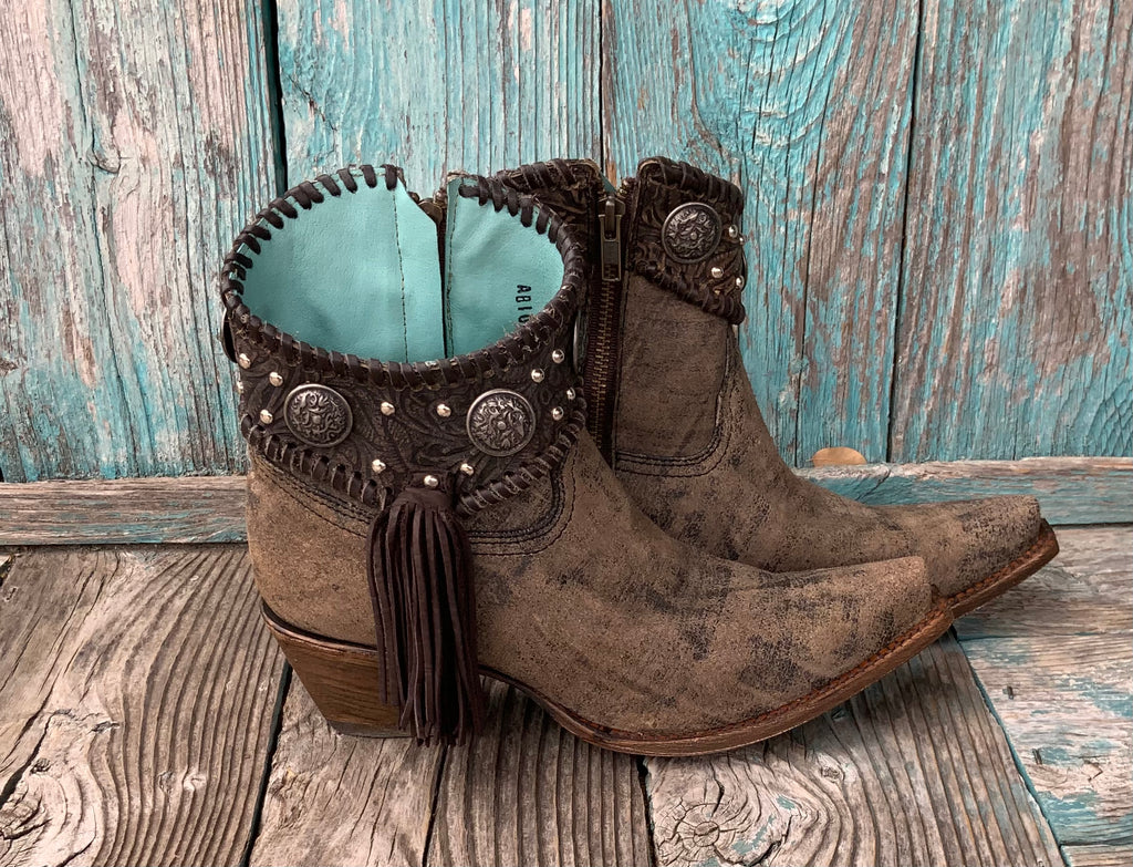 Corral Ankle Boots Tassel Concho Hand Lacing 8.5 M