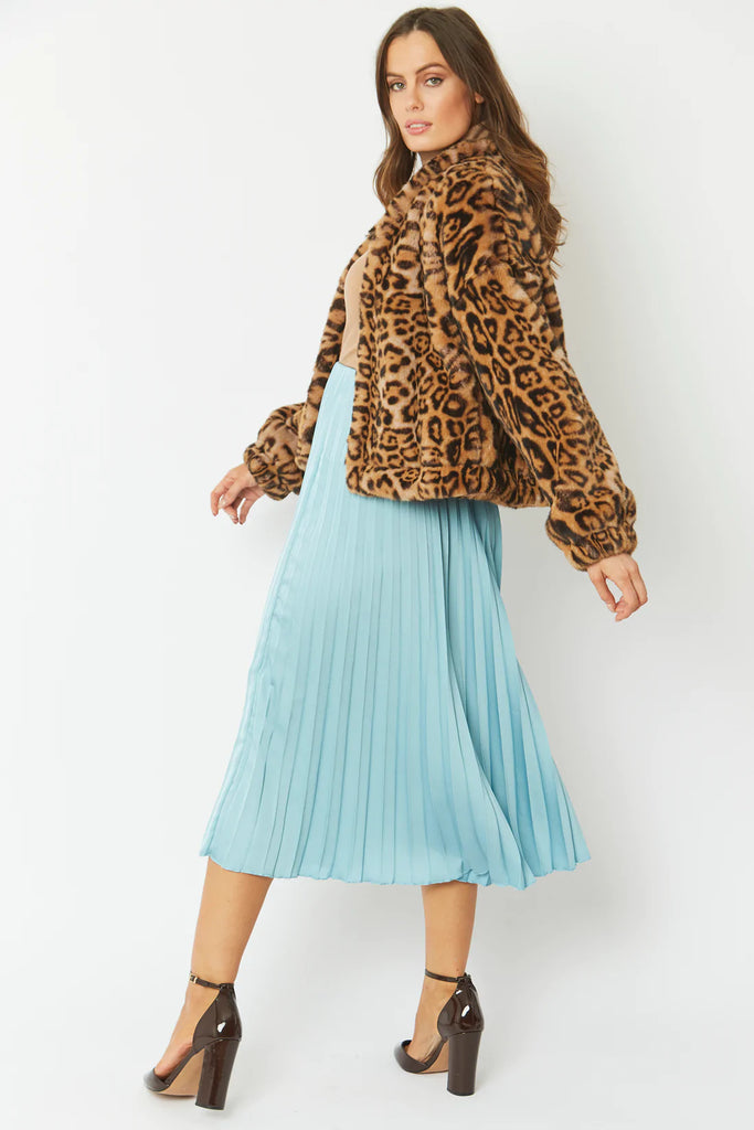 Luxurious Leopard Print Faux Fur Jacket